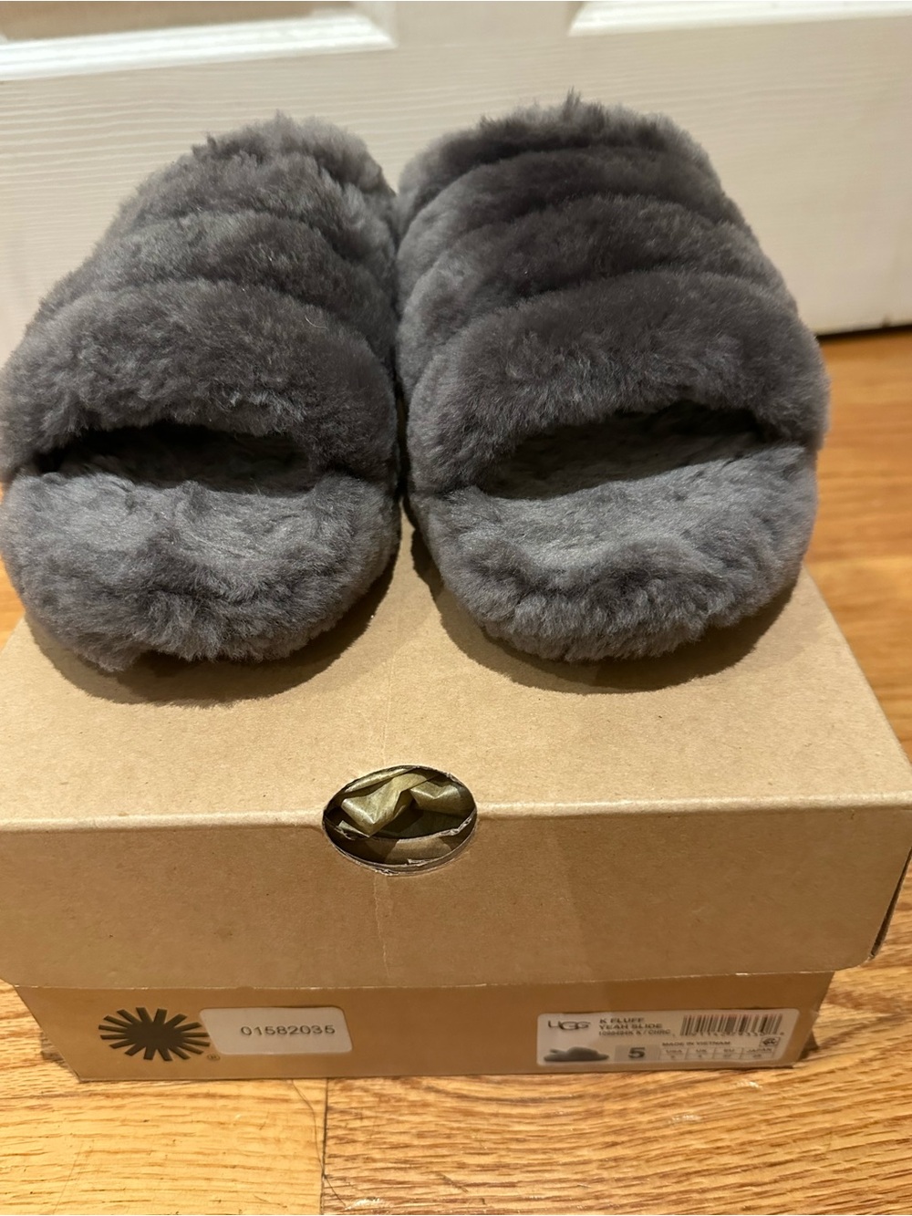 UGG Plush Slide with Branded Elastic Strap in Grey